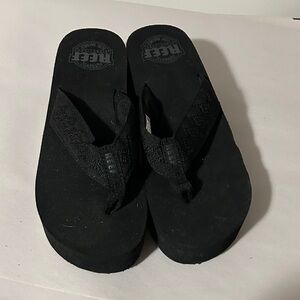 Reef Black Platform Sandals size 8